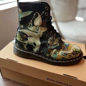 Dr. Martens Hieronymus Bosch 1460 Pascal Hell Boots